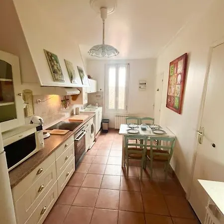 Charmant T2 Centre-ville Quartier Haut Apartment